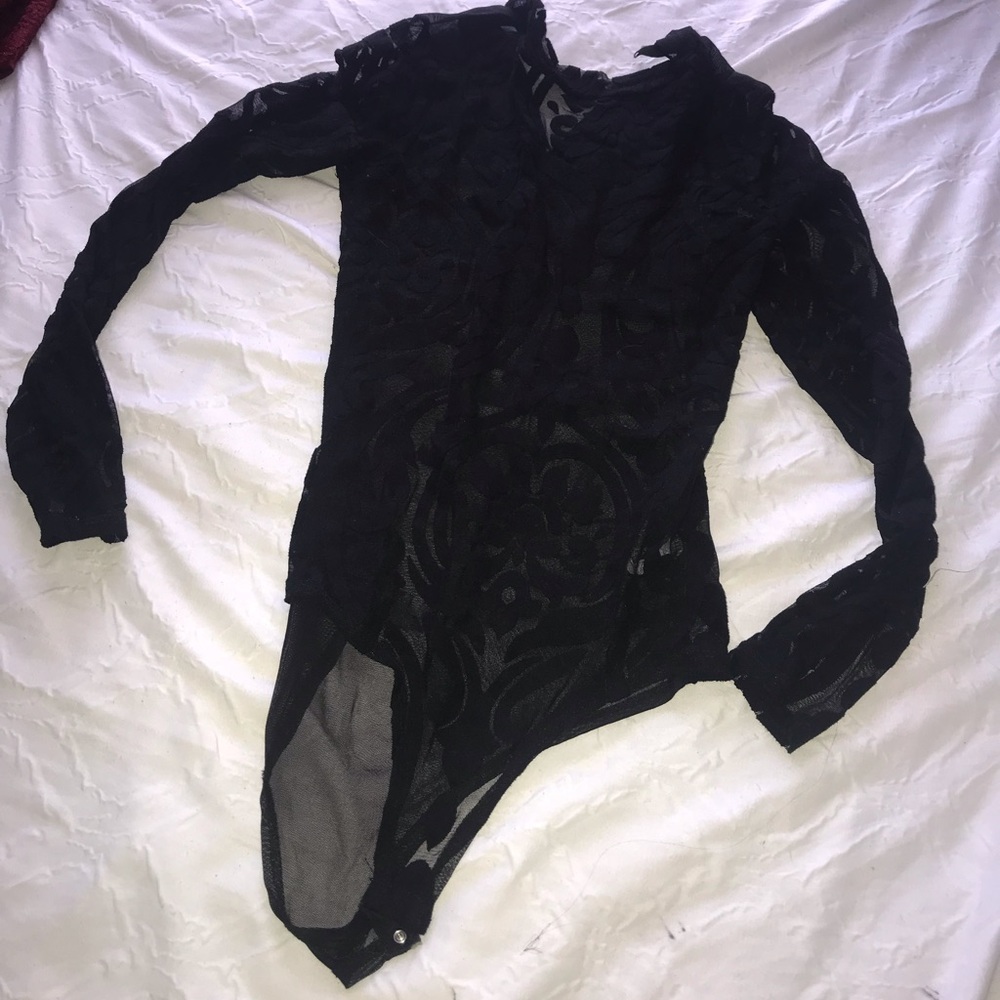 Black Windsor body suit